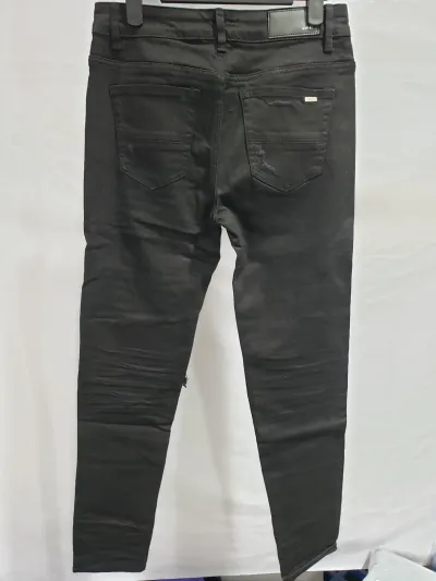 Amiri Black MX1 Jeans review Cavaun Harrison 02
