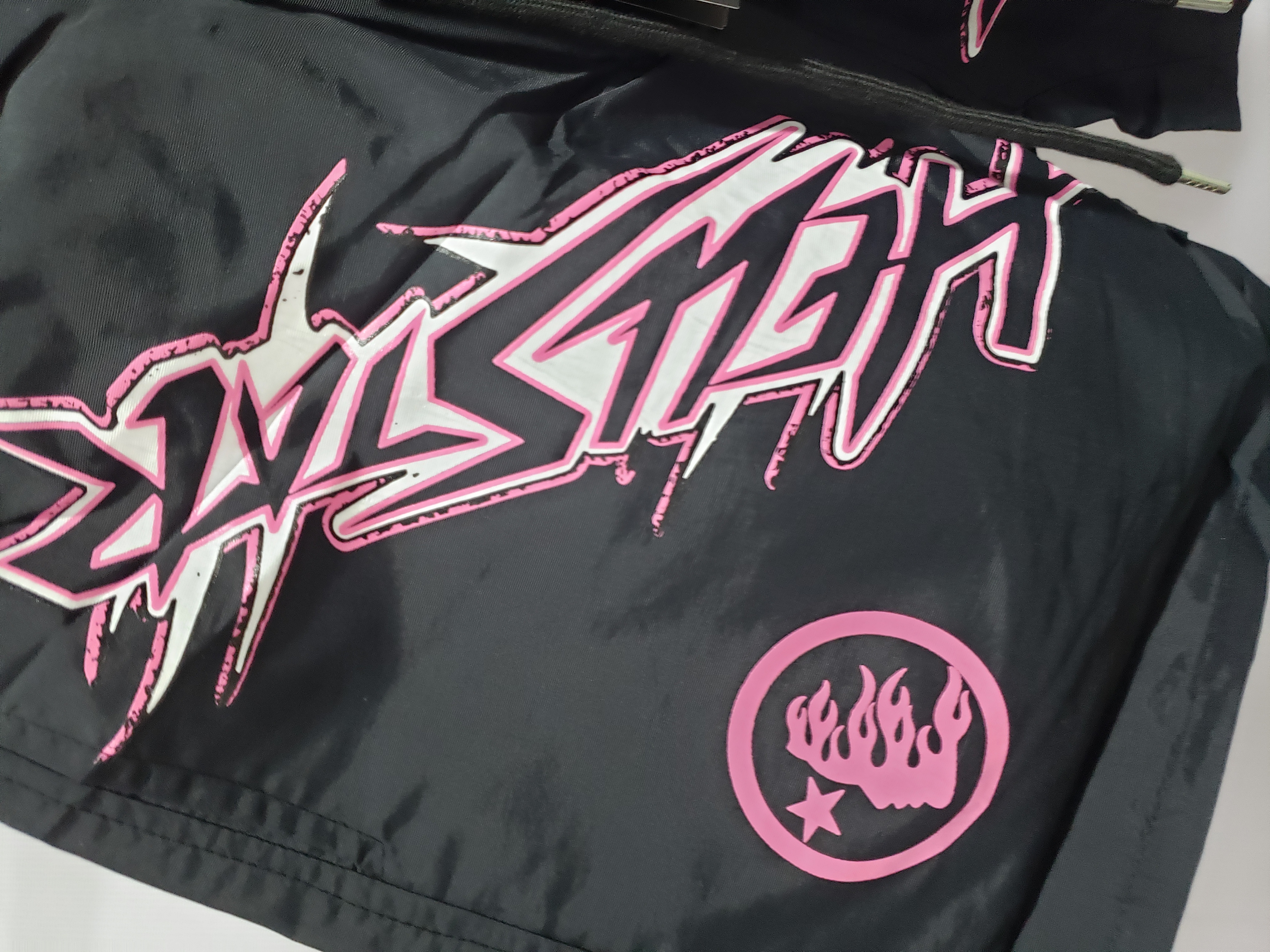 Hellstar-708-0302 review Bless Amedume 02