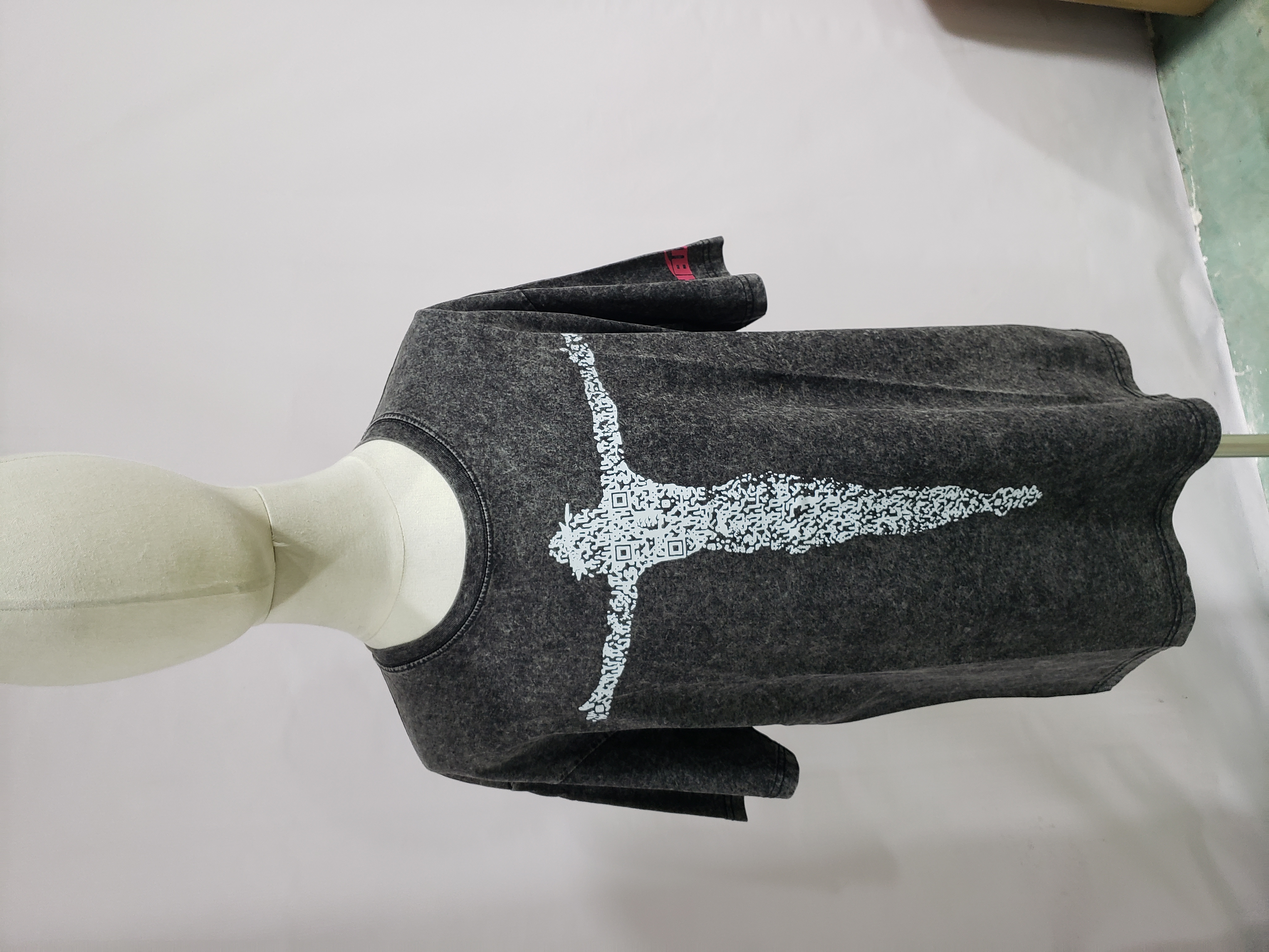 Hellstar-612-0302 review averi johnson 00