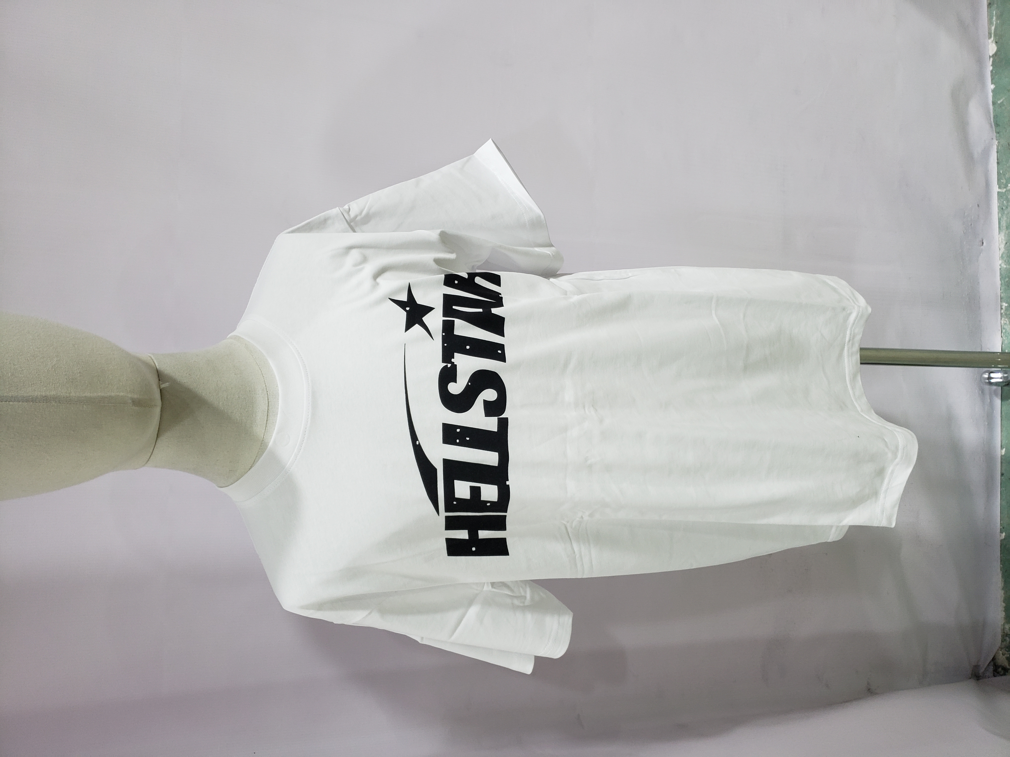 Hellstar-503-0302 review David Guerra García 00