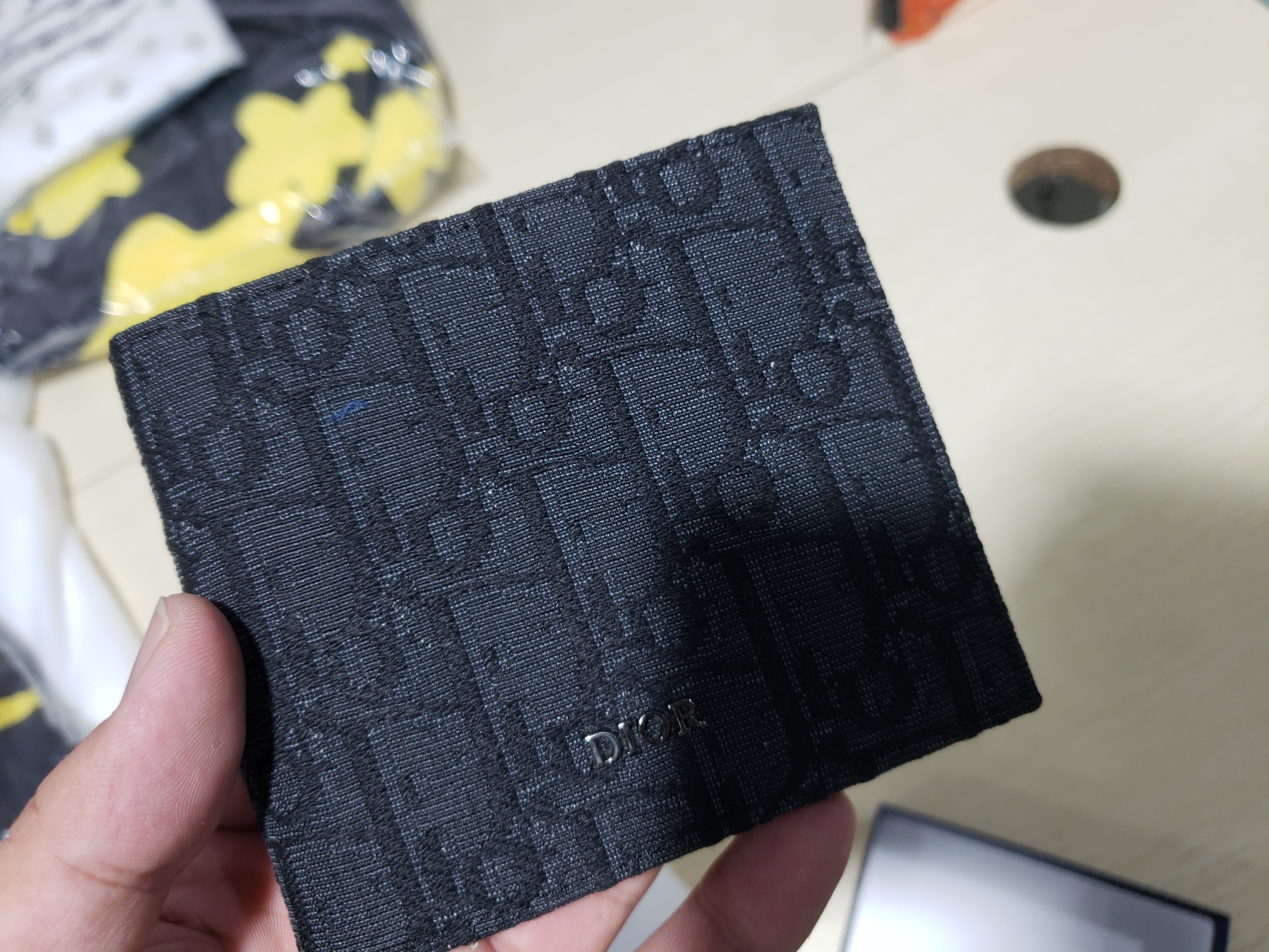 Dior Oblique Jacquard Compact Wallet Black review Adrian Quintero 00