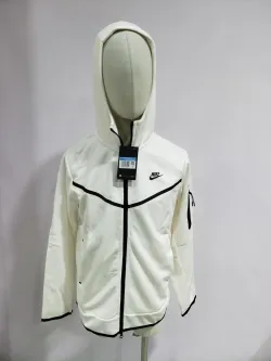 Nike Sportswear Tech Fleece Hoodie & Joggers Set White review Sebastian Florio 01