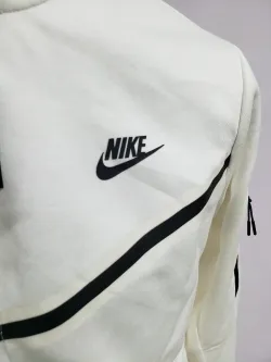 Nike Sportswear Tech Fleece Hoodie & Joggers Set White review Sebastian Florio 02