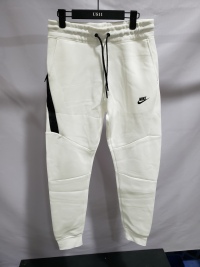 Nike Sportswear Tech Fleece Hoodie & Joggers Set White review 4
