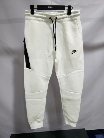 Nike Sportswear Tech Fleece Hoodie & Joggers Set White review Sebastian Florio 04
