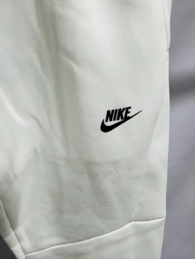Nike Sportswear Tech Fleece Hoodie & Joggers Set White review Sebastian Florio 05