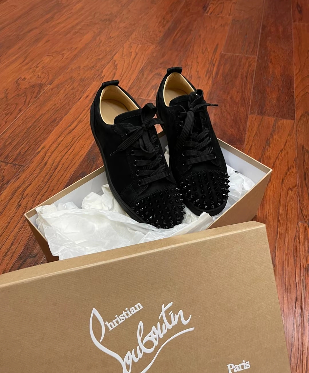 Christian Louboutin Louis Junior Spikes Men's Flat review H*** 00