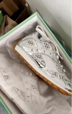 PK God Batch Bottega Veneta Orbit Sneaker Silver review Dc Johnson 01