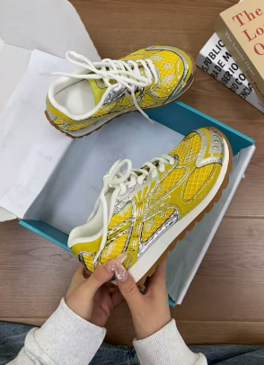 PK God Batch Bottega Veneta Orbit Sneaker Yellow review Kfatz Denso 00