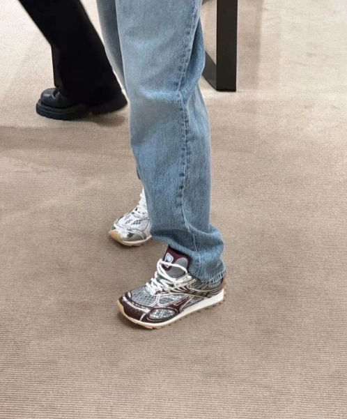 PK God Batch Bottega Veneta Orbit Sneaker Wine Red review 