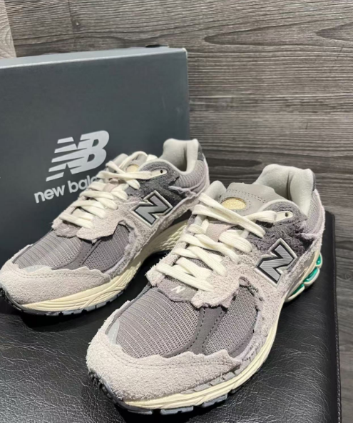 New Balance 2002R Protection Pack Rain Cloud  M2002RDA review devon johnson 00