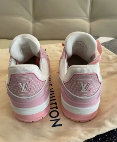 PK God Batch LOUIS VUITTON Trainer Rose Pink VL0231 review Liam Becerra 02