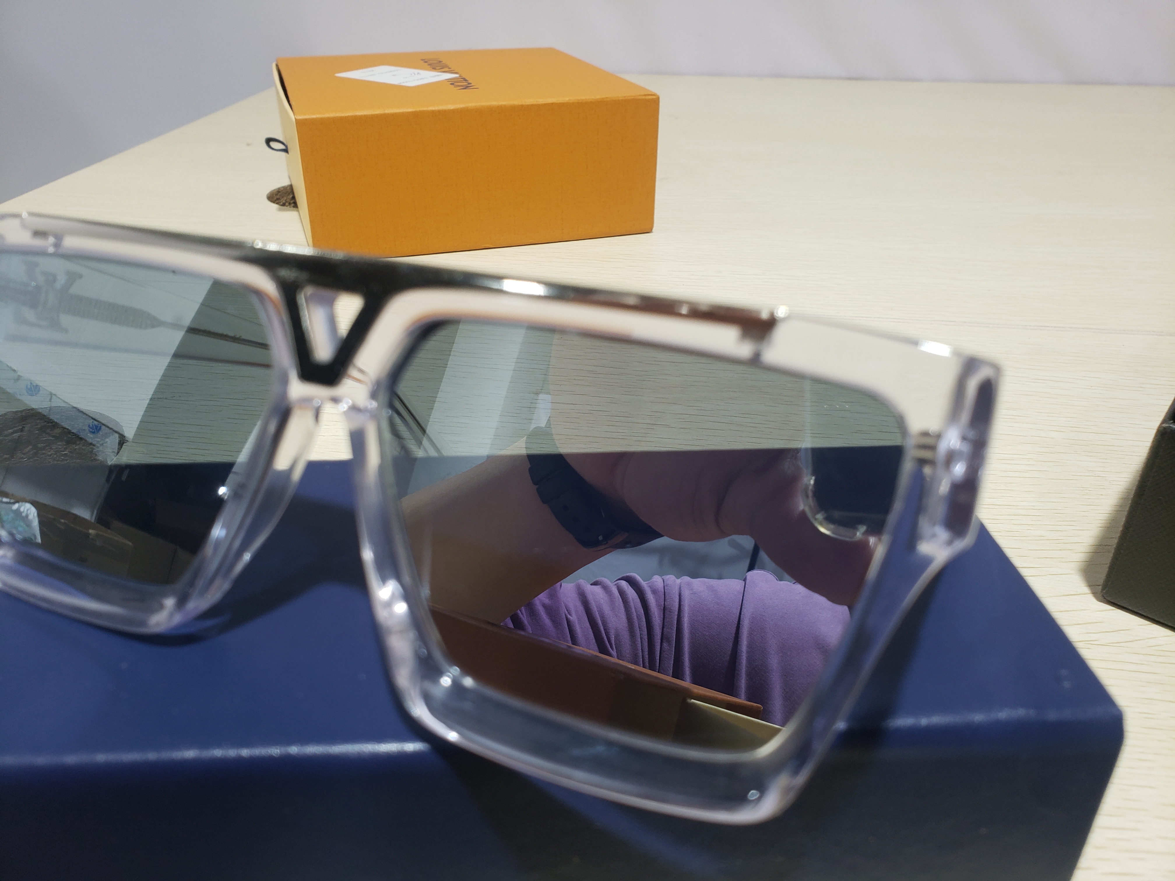 Louis Vuitton Square Acetate Sunglasses Clear review Naya Crutch 03