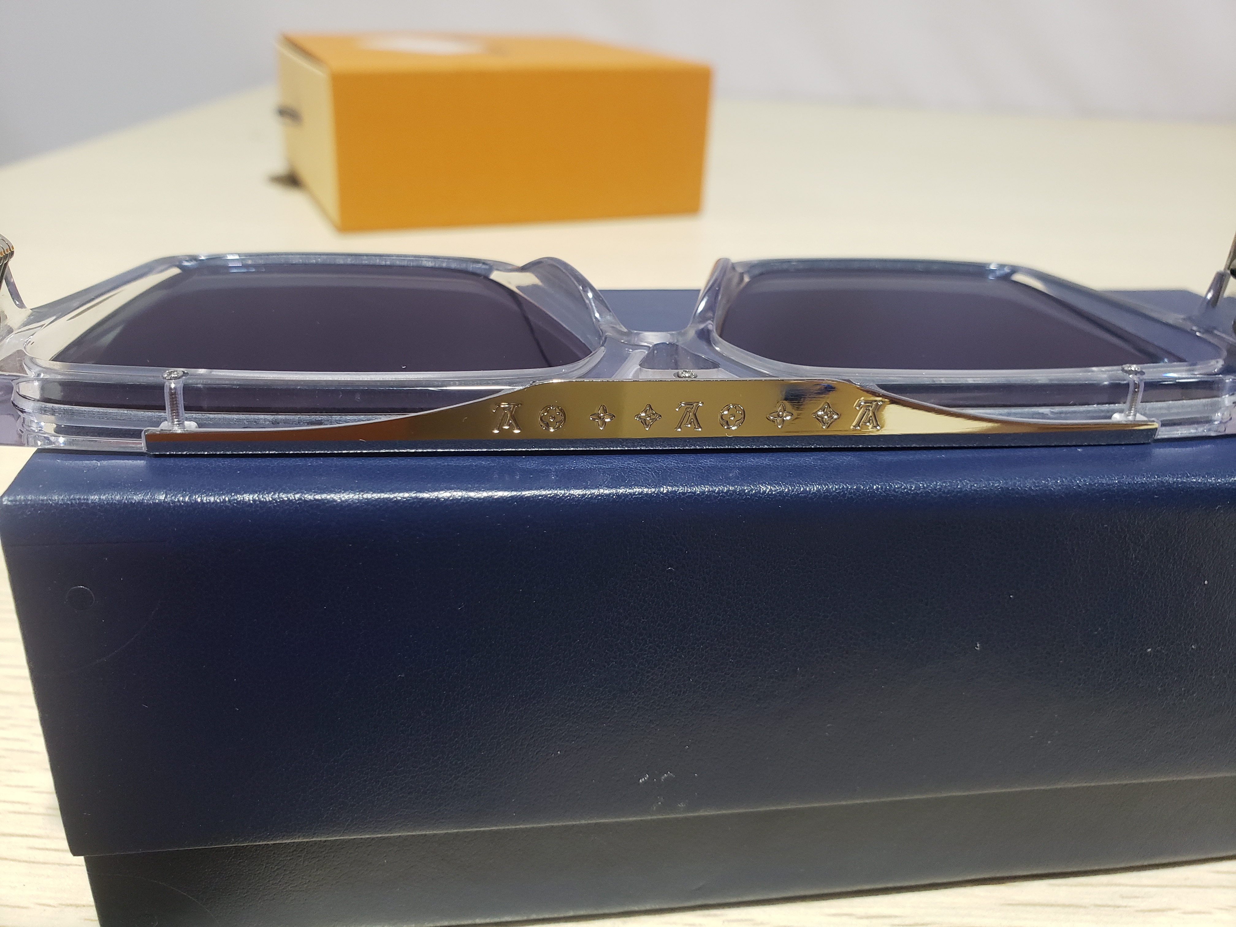 Louis Vuitton Square Acetate Sunglasses Clear review Naya Crutch 04