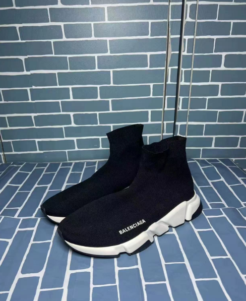 Balenciaga Speed Runner Oreo review Naya Crutch 00