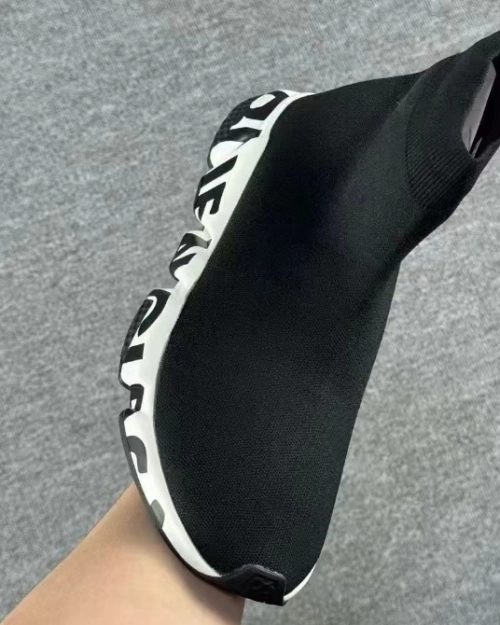 Balenciaga Speed Black-9 review 