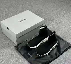 Balenciaga Speed Black-9 review Que Smith 02