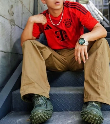 PK God Batch Balenciaga Defender Blackish Green  685611 W2RA6 3000 review 