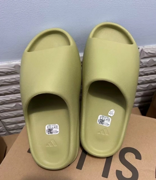 PK God Batch Adidas Yeezy Slide Resin FZ5904 review 