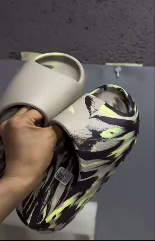 PK God Batch Adidas Yeezy Slide Enflame Oil Painting Ink Yellow FZ5899 review kenny spoonhunter