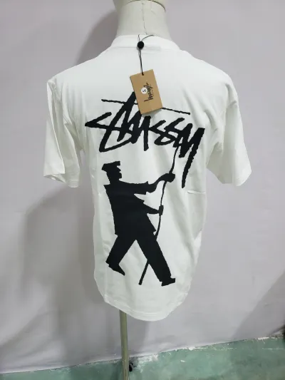 Stussy T-Shirt XB974 review Veton Morina 02