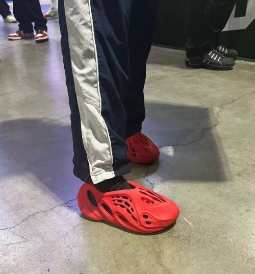 PK God batch adidas Yeezy Foam Runner Vermillion GW3355  review 