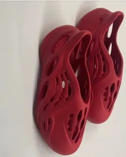 PK God batch adidas Yeezy Foam Runner Vermillion GW3355  review Sebastien Carasco