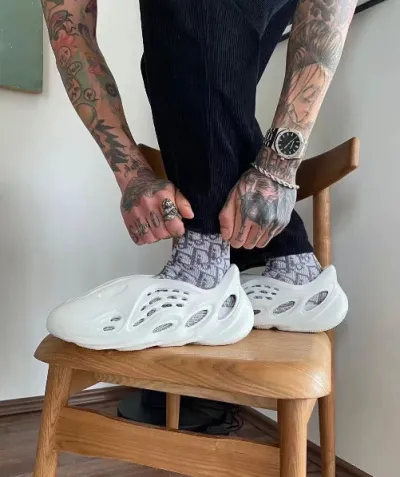 PK God batch adidas Yeezy Foam Runner Sand FY4567 review Brandon Fry