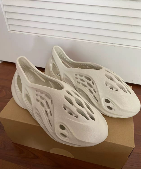 PK God batch adidas Yeezy Foam Runner Sand FY4567 review Christian McGuire