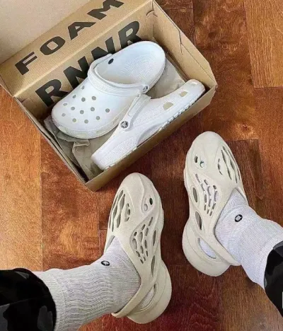 PK God batch adidas Yeezy Foam Runner Sand FY4567 review Tae Jr