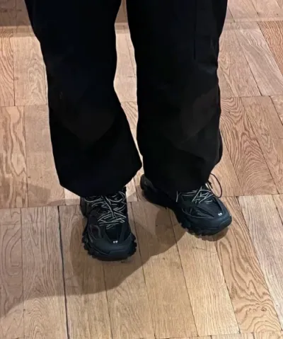 Balenciaga Track Black 555032 W1GB7 1000 (LED) review Nigel Douse