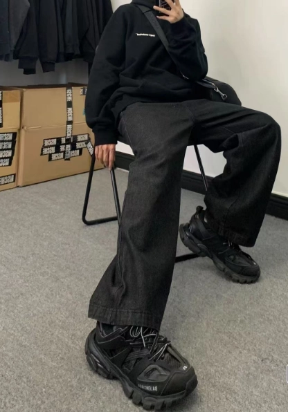 Balenciaga Track Black 555032 W1GB7 1000 (LED) review 