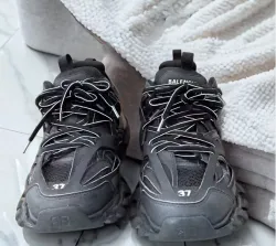 Balenciaga Track Black 555032 W1GB7 1000 (LED) review Mervin Colina