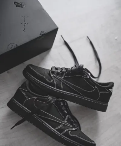 【Flash Sale】Air Jordan 1 Retro Low OG SP Travis Scott Black Phantom DM7866-001 review marlando smith