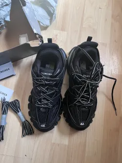 Balenciaga Track Black 555032 W1GB7 1000 (LED) review V*** 02