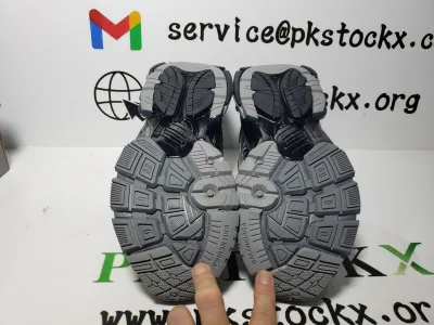 PK God Batch Balenciaga Runner All Black Gray 677402 W3RB2 1515 review J*** 04