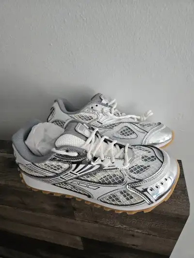 PK God Batch Bottega Veneta Orbit Sneaker Silver review Shaun 00