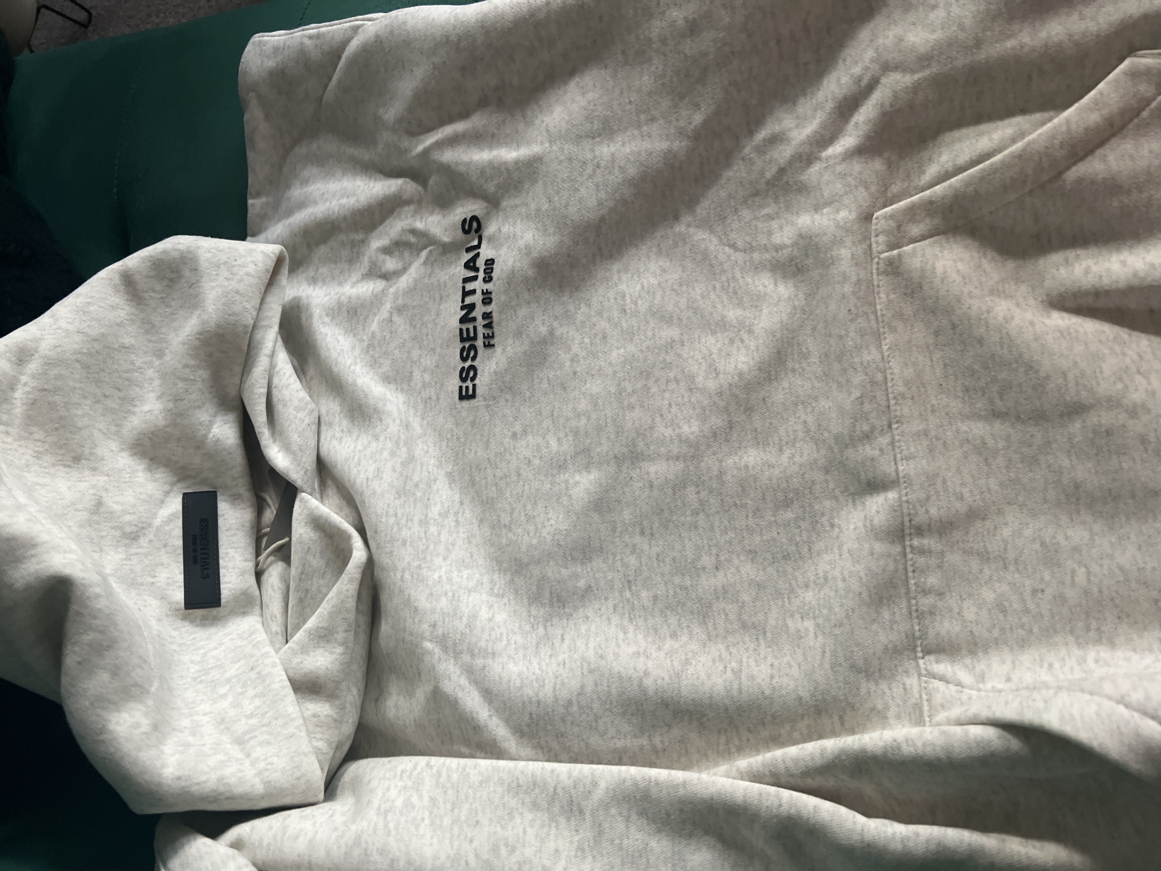 Fear of God Essentials Pullover Hoodie Light Heather Oatmeal review TitasM