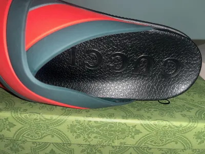 Gucci Rubber Slide 'Green Red' review Deuce 02