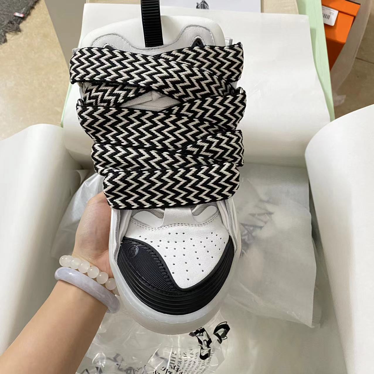 Lanvin Curb Sneakers White Black review Angel Banuelos 03