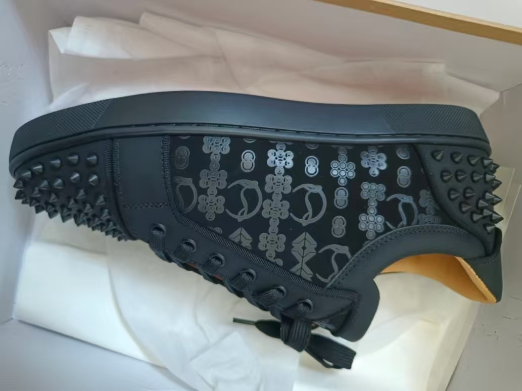 Christian Louboutin Seavaste 2 Orlato Flat 'Black Monogram' review D***