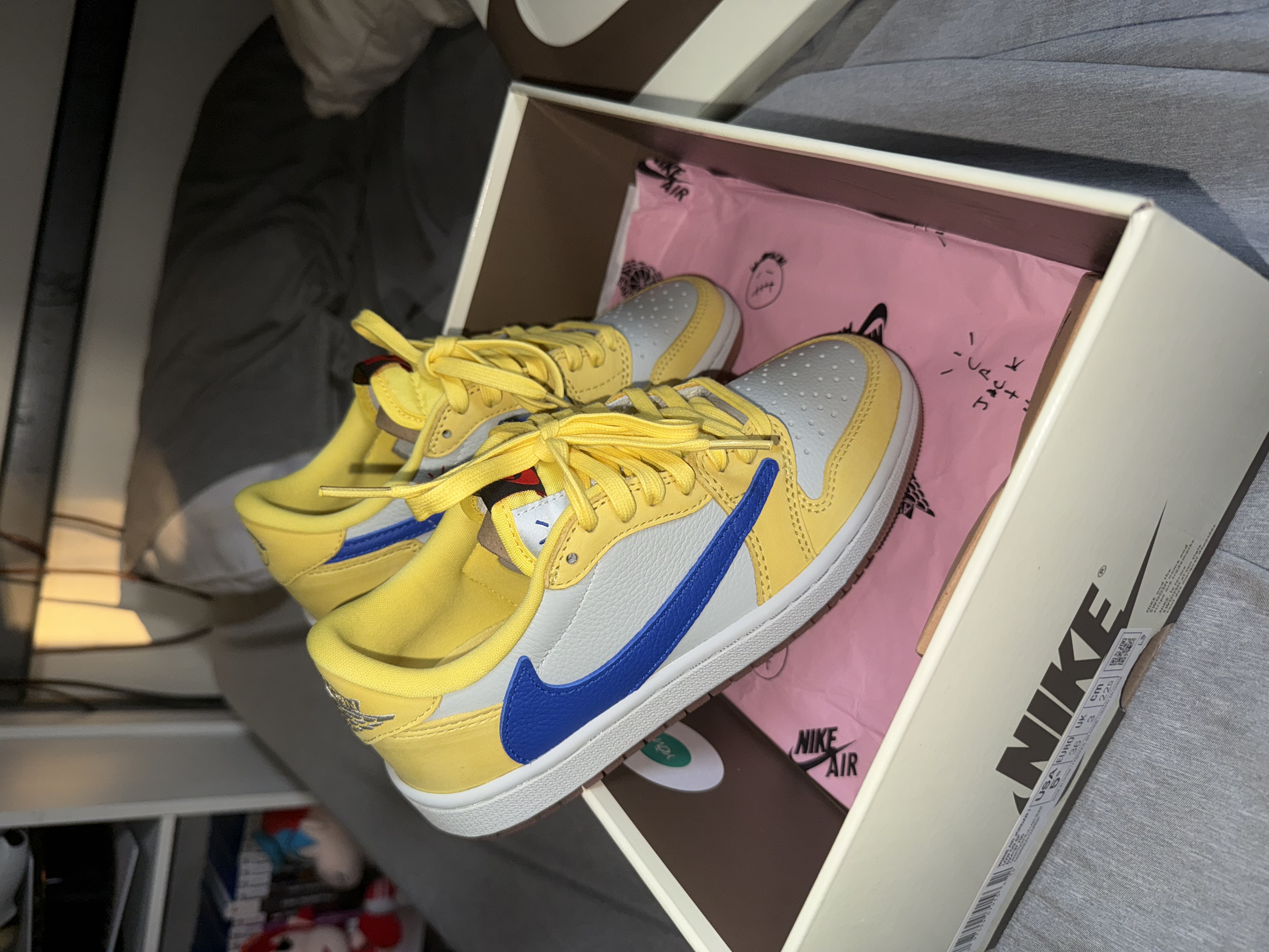 PK God Batch Air Jordan 1 Retro Low OG SP Travis Scott Canary DZ4137-700 review crazy 02