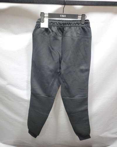Nike Sportswear Tech Fleece Windrunner Black/ Silver Set Reflective review No need 04
