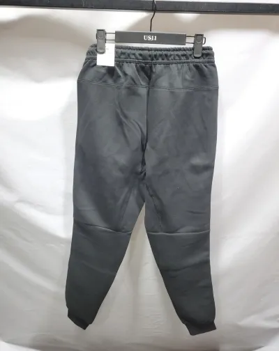 Nike Sportswear Tech Fleece Windrunner Black/ Silver Set Reflective review No need 04