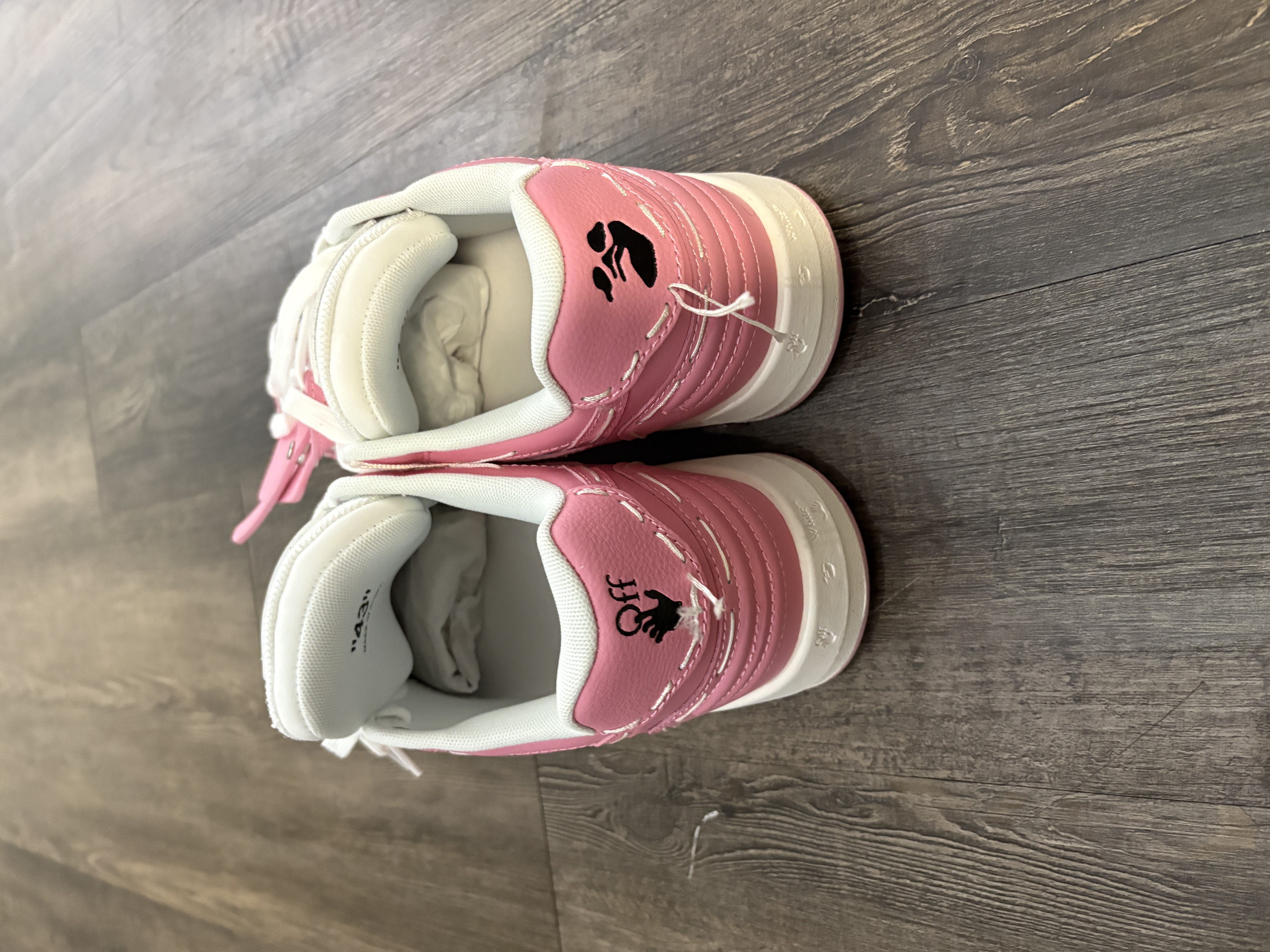 PK God Batch OMIA189S 23LEA333 3333 OFF-WHITE Out Of Pink And White Limit review essentials 02