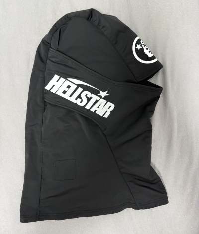 Hellstar Logo Balaclava Black review Da 01
