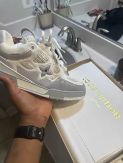 PK God Batch LOUIS VUITTON Leather lace up Fashionable Board Shoes White Gray 1ACQP4 review Phylicia Wooten 03