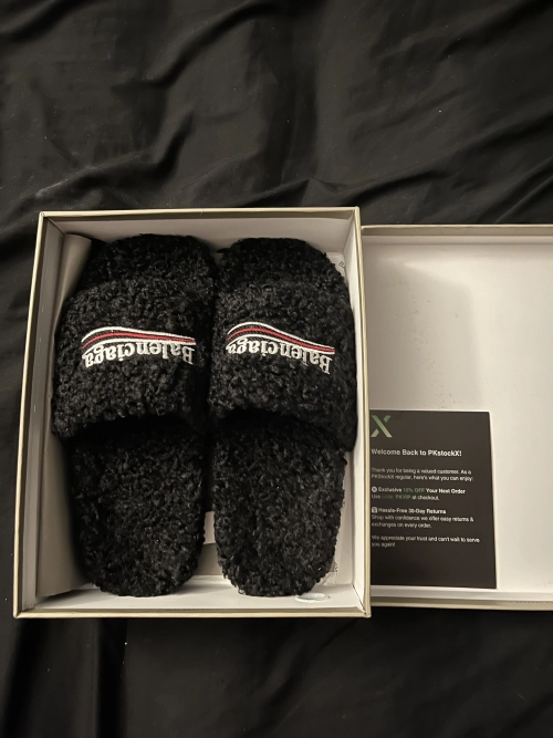 Balenciaga Furry Slides Black review 