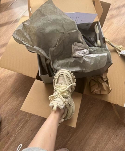 Balenciaga Track Sneaker White (LED) review Justine Killen