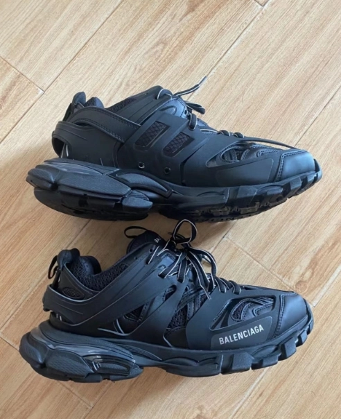 Balenciaga Track Black 555032 W1GB7 1000 (NO LED) review 